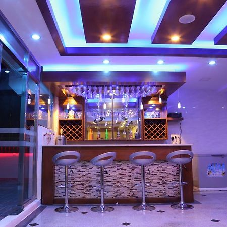 Hotel Royal King ヤンゴン エクステリア 写真