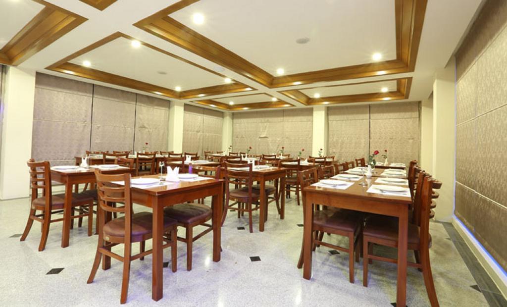 Hotel Royal King ヤンゴン エクステリア 写真